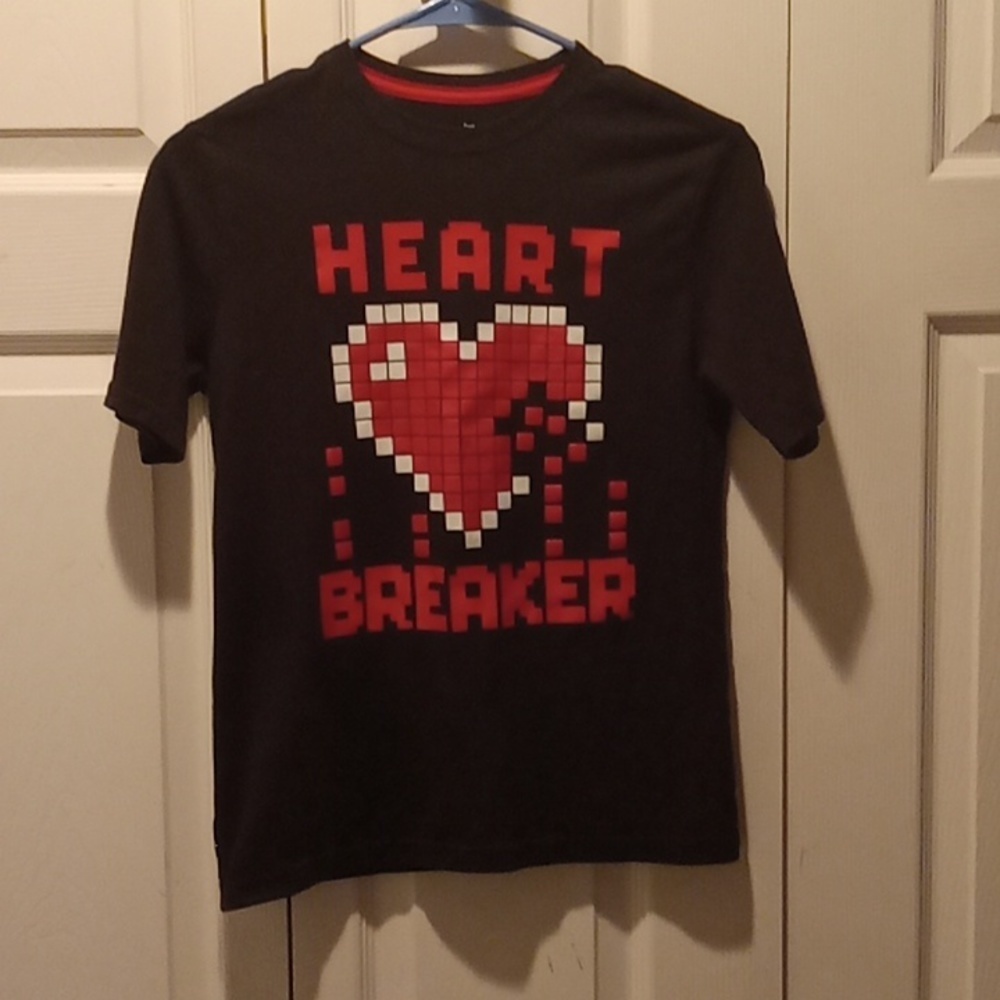 Celebrate It Boy's graphic tee 10-12